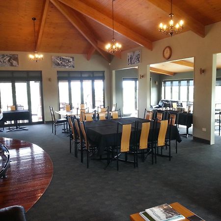 Stations Inn Hokitika Exterior photo