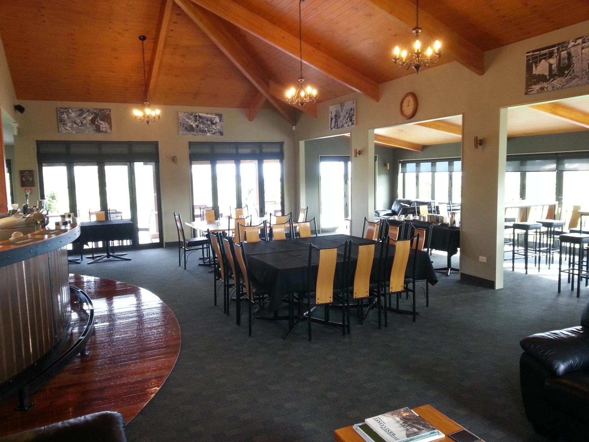 Stations Inn Hokitika Exterior photo