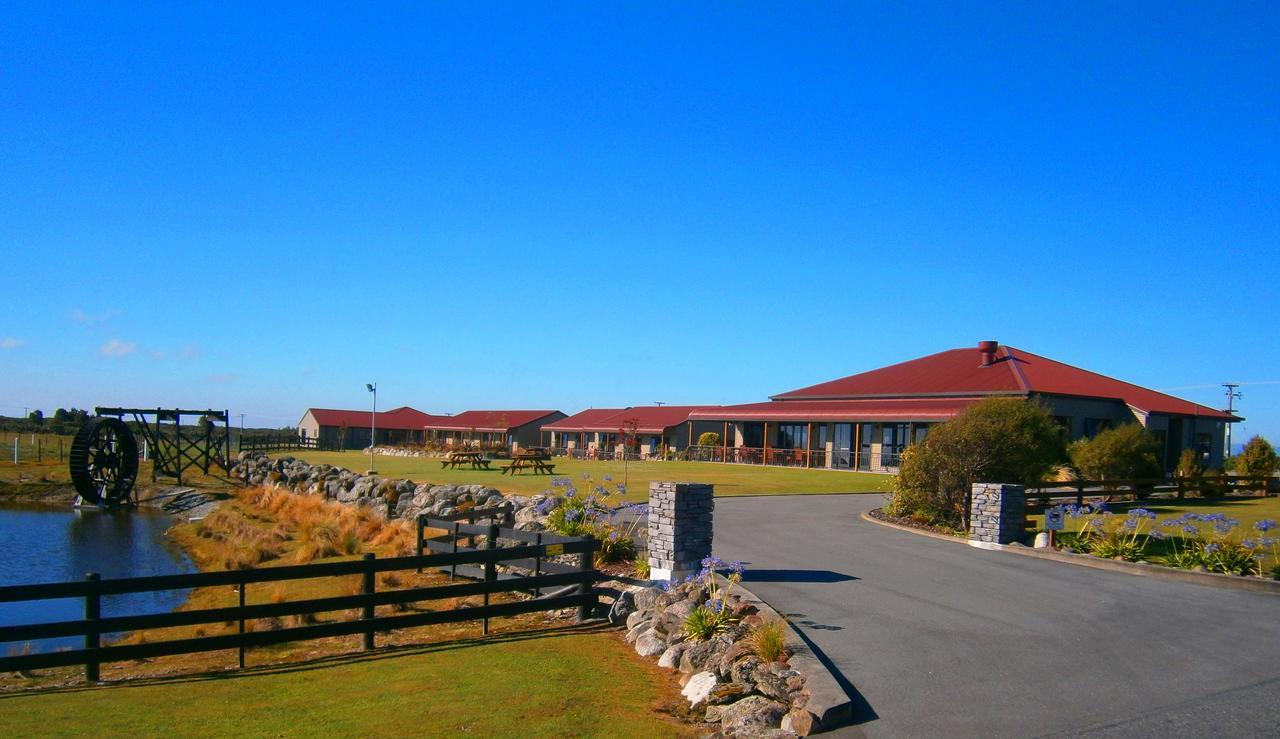 Stations Inn Hokitika Exterior photo