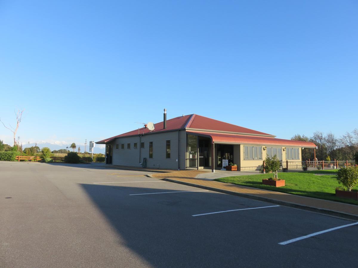 Stations Inn Hokitika Exterior photo