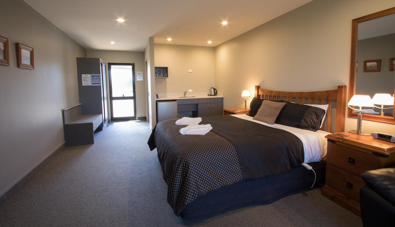 Stations Inn Hokitika Exterior photo